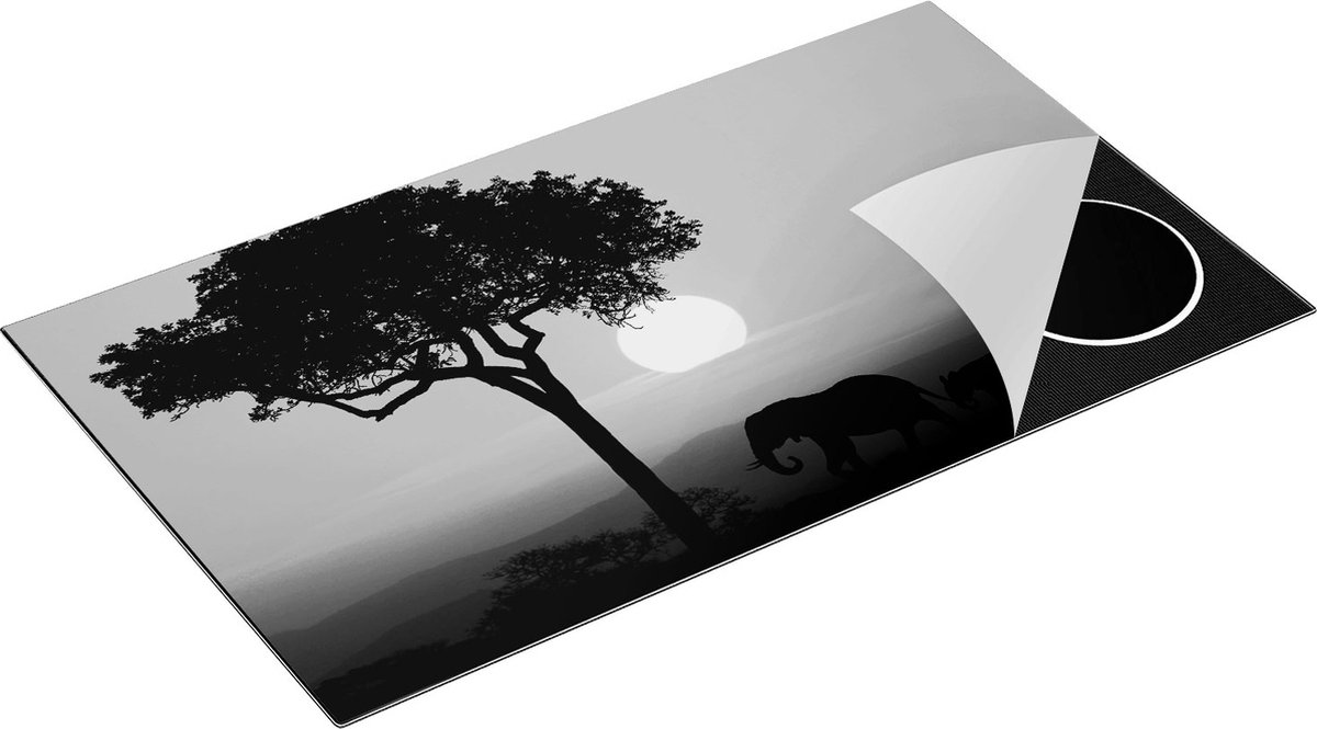 Chefcare Inductie Beschermer Olifanten Familie bij Zonsondergang - Olifant - Zwart Wit - 90x55 cm - Afdekplaat Inductie - Kookplaat Beschermer - Inductie Mat