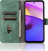 Mobigear Telefoonhoesje geschikt voor Motorola Moto E20 Hoesje | Mobigear Retro Bookcase Portemonnee | Pasjeshouder voor 2 Pasjes | Telefoonhoesje voor Pinpas / OV Kaart / Rijbewijs - Groen