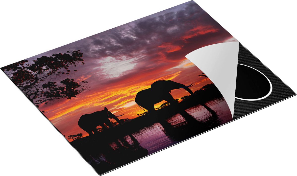 Chefcare Inductie Beschermer Olifanten tijdens Zonsondergang - Silhouet - 65x52 cm - Afdekplaat Inductie - Kookplaat Beschermer - Inductie Mat