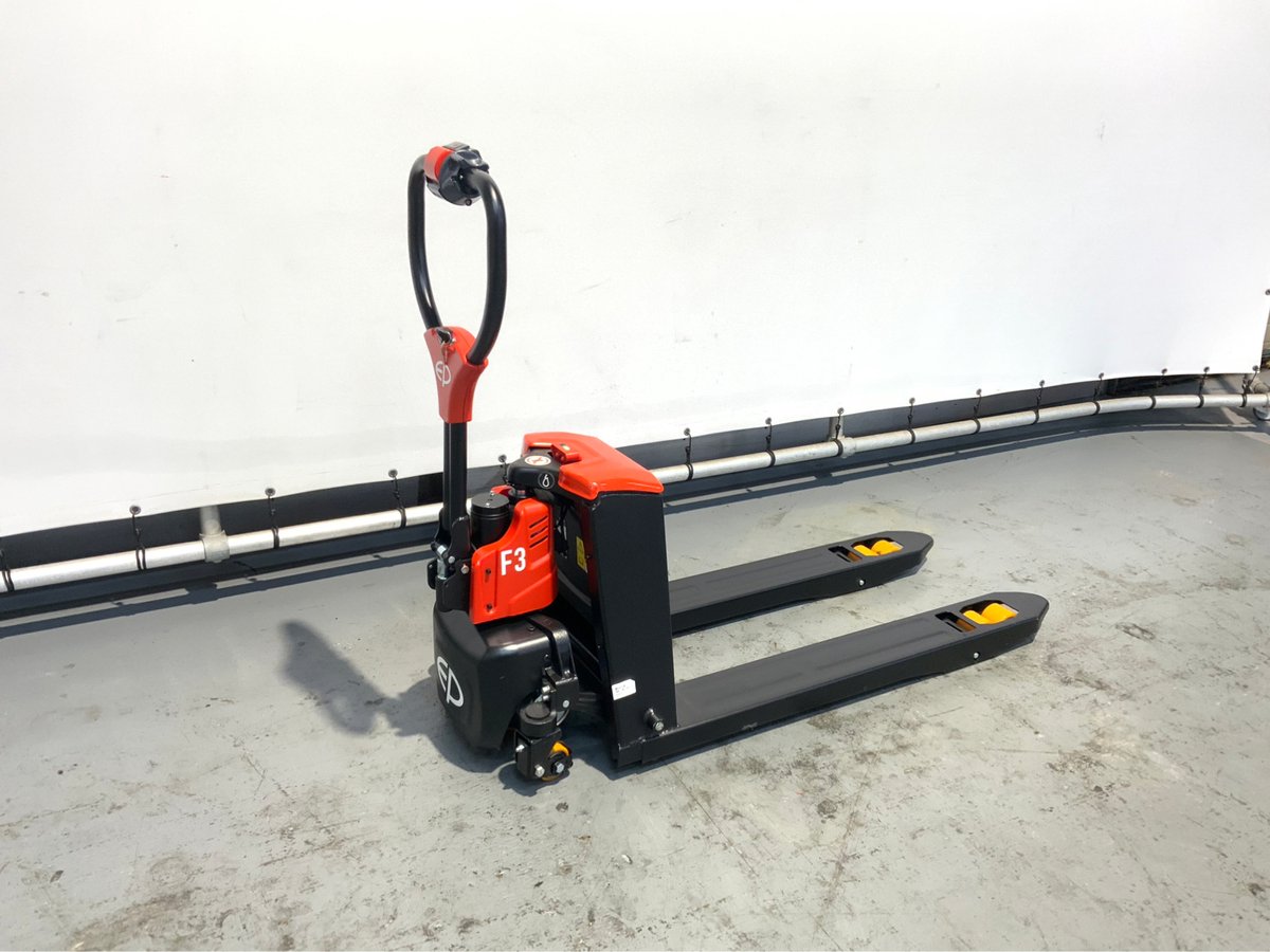 EP F3 Elektrische palletwagen + zwenkwielen (1500kg)