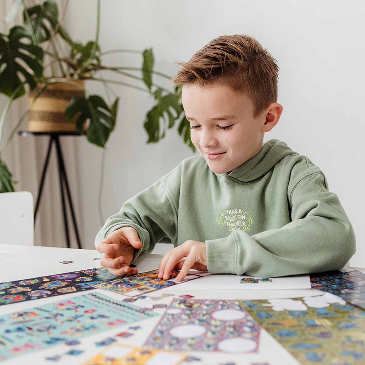 Disney Stitch stickers - Totum super stickerset XL 7 vellen | speelgoed knutselen en stickeren meisjes en jongens - incl. luxe stickers en spelletjes — afbeelding 19