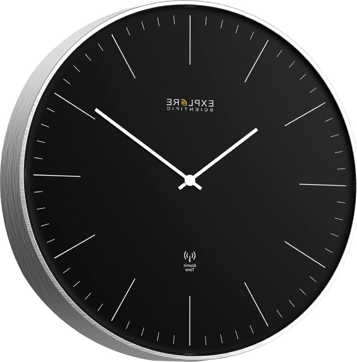 Wandklok diameter 25 cm op afstand bestuurd - eigentijds design - zwart metaal - nauwkeurig uurwerk