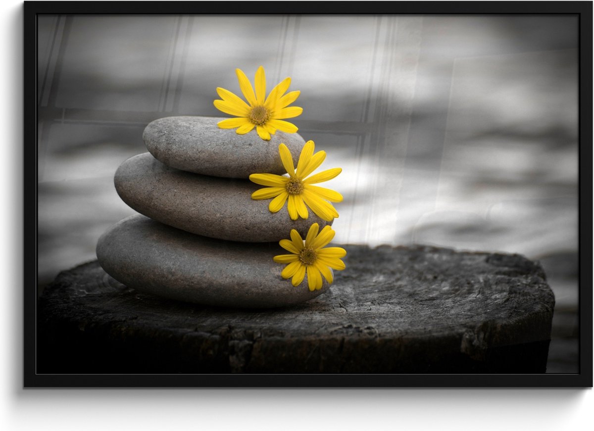FrameYourWall Poster in lijst - Fotolijst 90x60 cm - Posters - Zen stenen - Bloemen - Geel - Natuur - Posterlijst zwart - Wanddecoratie badkamer - Muurdecoratie WC - Decoratieve accessoires - Toilet muur decoratie Stenen - Grijs