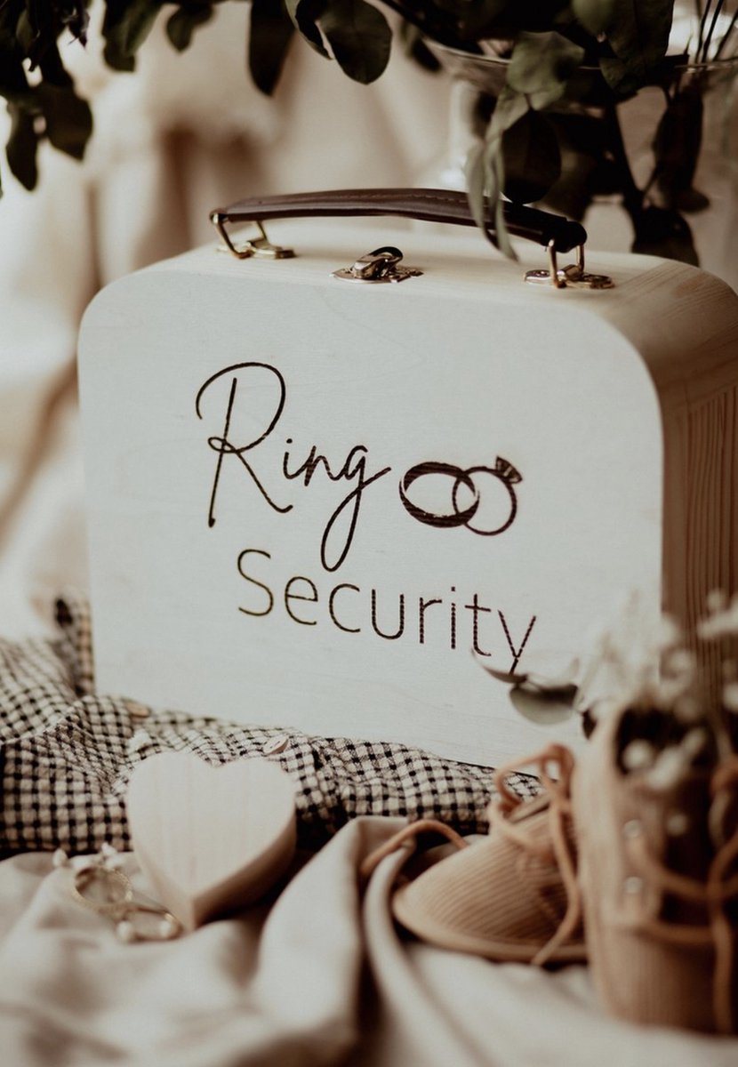 BolleToet houten ringkoffer 'Ring security' met ringen - bruiloft - trouwen - ringdrager