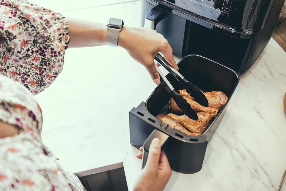 Afbeelding 2 van Equivera Dubbele Airfryer - Dubbele Mand - Dual Cook - Heteluchtfriteuse - Verschillende Programma's - Dual Zone - Mega