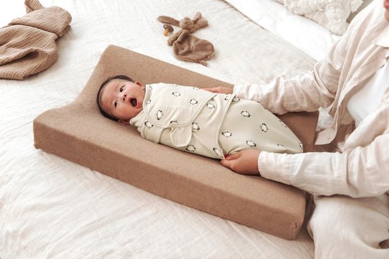 Meyco Baby Uni aankleedkussenhoes - badstof - taupe - 50x70cm — afbeelding 3