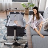 Bol.com SureDeal® - Babybed - Wieg - Bed in Bed - Muziekdoos - 97x70x85 cm - Met Matras - Verplaatsbaar - Wasbaar - Grijs - Bed ... aanbieding