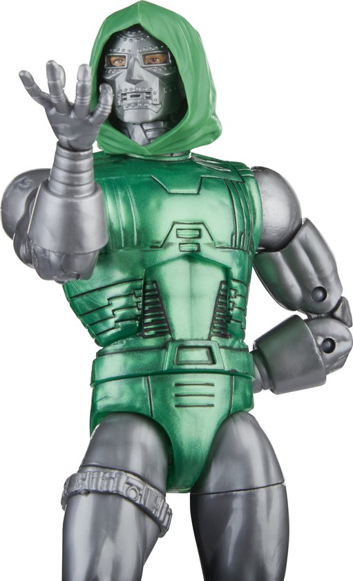 Avengers: Au-Beyond des figurines Marvel Legends les plus puissantes de la Terre Captain Marvel vs. Docteur Doom 15 cm