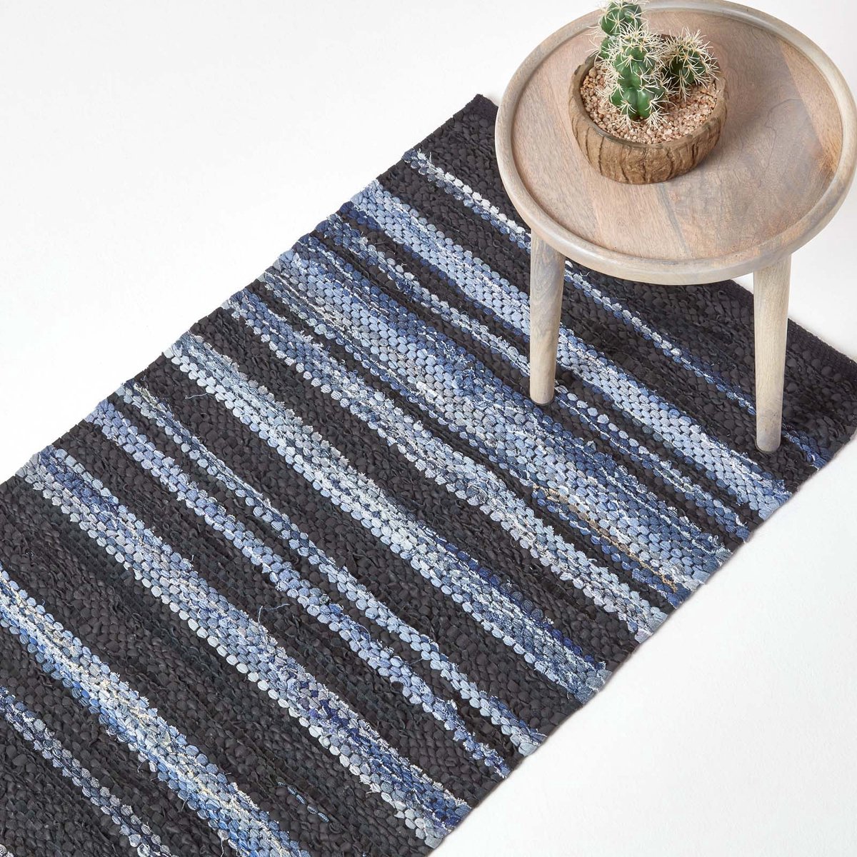 Homescapes Texas vloerkleed loper 66x200 cm – handgeweven vloerkleed van leer en denim