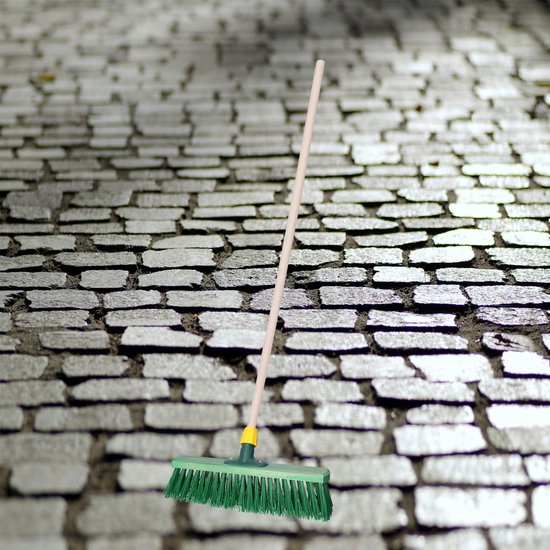 Straatbezem IVAR voor bestratingen en vlonders - Harde bezemkop van 40 cm breed - Houten steel van 120 cm van IVAR — afbeelding 3