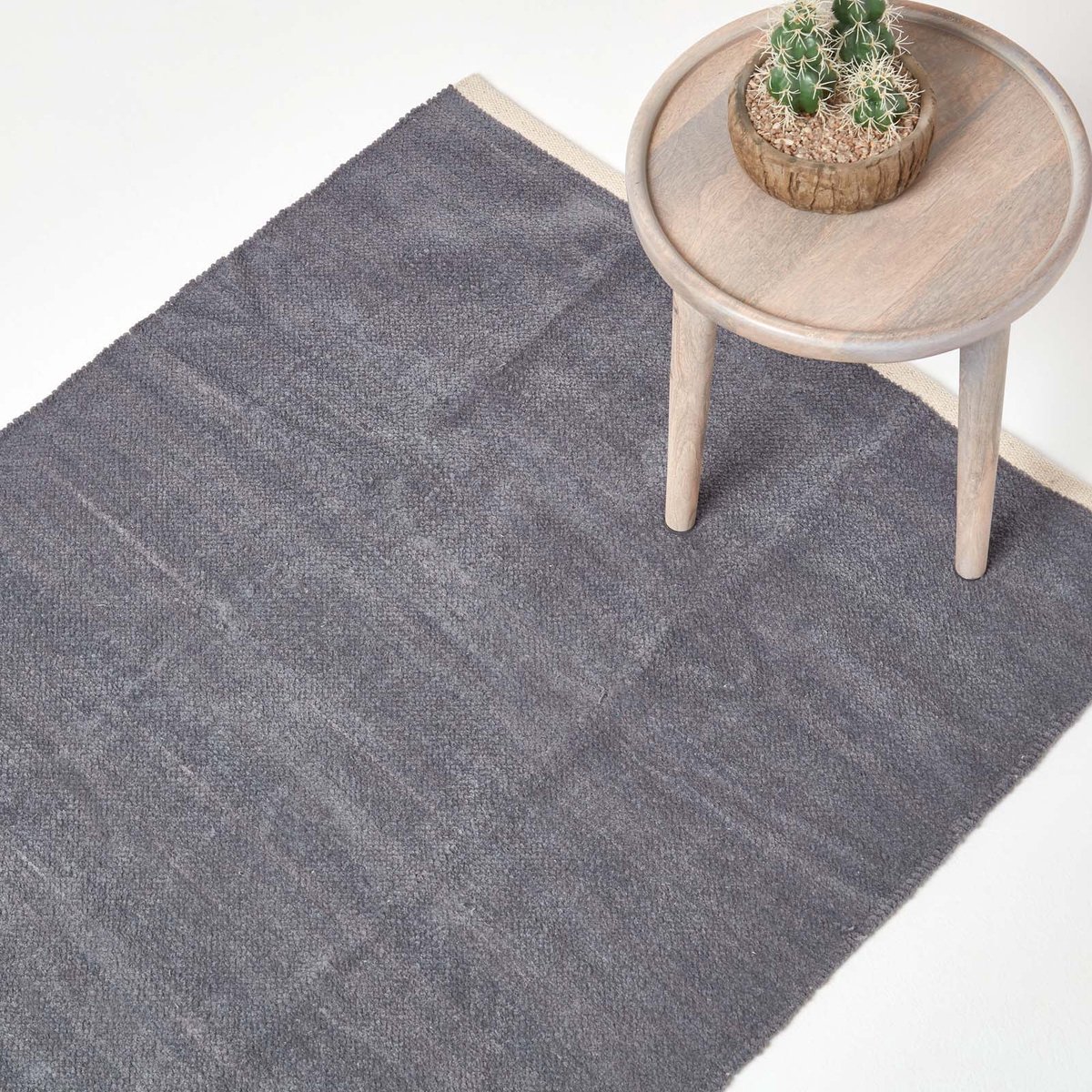 Homescapes Grijs chenille vloerkleed met natuurlijke rand van 100% katoen, 60 x 100 cm