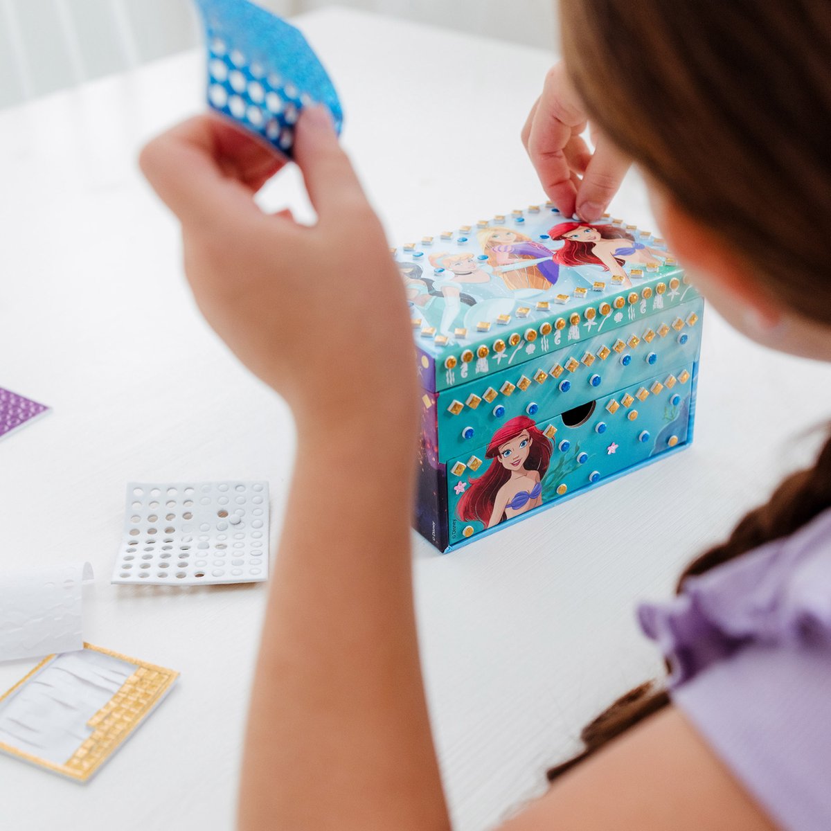 Disney Princess Totum - prinsessen sieraden doosje juwelenkistje versieren met mozaïek - speelgoed meisjes knutselset vanaf 3 jaar — afbeelding 2