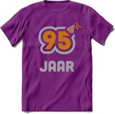 95 Jaar Feest T-Shirt | Goud - Zilver | Grappig Verjaardag Cadeau Shirt | Dames - Heren - Unisex | Tshirt Kleding Kado | - Paars - S