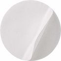 Witte ronde reflector met deels verwijderde witte beschermfolie.