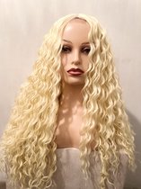 Synthetische curly hair middle part wig kleur 613 blonde 60cm