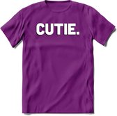 Cutie - Valentijn T-Shirt | Grappig Valentijnsdag Cadeautje voor Hem en Haar | Dames - Heren - Unisex | Kleding Cadeau | - Paars - L