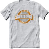 Premium Since 1981 T-Shirt | Goud - Zilver | Grappig Verjaardag Kleding Cadeau Shirt | Dames - Heren - Unisex Tshirt | - Licht Grijs - Gemaleerd - XXL