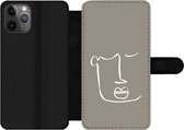 Bookcase Geschikt voor iPhone 11 Pro telefoonhoesje - Lippen - Abstract - Line art - Met vakjes - Wallet case met magneetsluiting