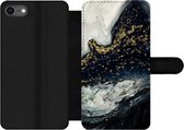 Bookcase Geschikt voor iPhone 8 telefoonhoesje - Marmer print - Natuursteen - Goud - Met vakjes - Wallet case met magneetsluiting
