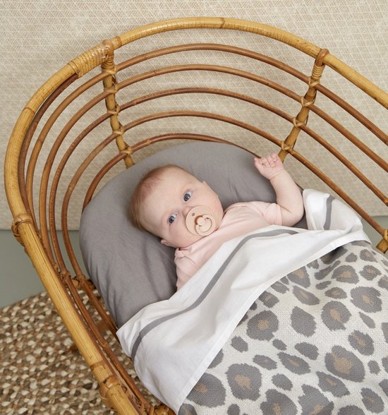 Meyco Baby Panter velvet ledikant deken - neutral - 100x150cm — afbeelding 4