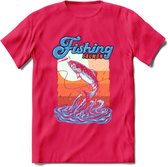 Fishing - Vissen T-Shirt | Grappig Verjaardag Vis Hobby Cadeau Shirt | Dames - Heren - Unisex | Tshirt Hengelsport Kleding Kado - Roze - XL