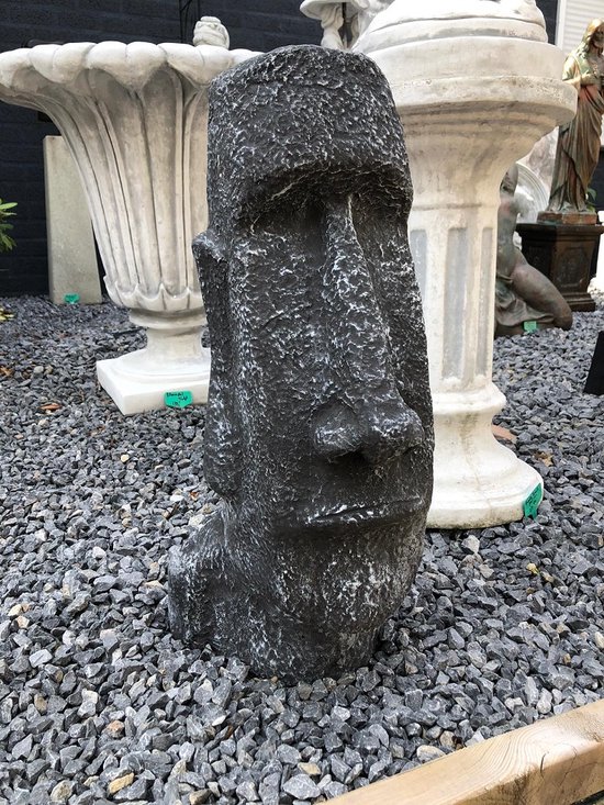 Statue en pierre de 'Moai', figure des îles de Pâques