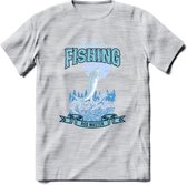Fishing - Vissen T-Shirt | Grappig Verjaardag Vis Hobby Cadeau Shirt | Dames - Heren - Unisex | Tshirt Hengelsport Kleding Kado - Licht Grijs - Gemaleerd - 3XL
