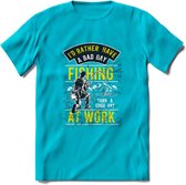 A bad Day Fishing - Vissen T-Shirt | Lime | Grappig Verjaardag Vis Hobby Cadeau Shirt | Dames - Heren - Unisex | Tshirt Hengelsport Kleding Kado - Blauw - XXL