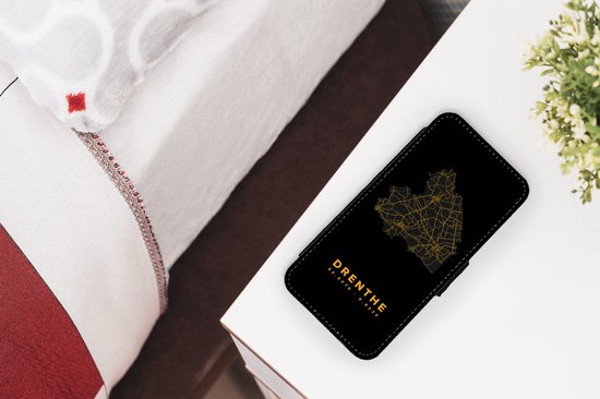 Étui pour téléphone iPhone 13 Bookcase - Drenthe - Carte - Or - Zwart - Avec poches - Étui portefeuille avec fermeture magnétique