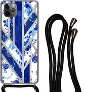 Hoesje met koord Geschikt voor iPhone 11 Pro - Delfts blauw - Design - Luxe - Siliconen - Crossbody - Backcover met Koord - Telefoonhoesje met koord - Hoesje met touw