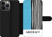 Bookcase Geschikt voor iPhone 13 Pro telefoonhoesje - Design - Blauw - Zwart - Wit - Met vakjes - Wallet case met magneetsluiting