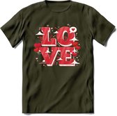 Love - Valentijn T-Shirt | Grappig Valentijnsdag Cadeautje voor Hem en Haar | Dames - Heren - Unisex | Kleding Cadeau | - Leger Groen - XL