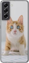 Geschikt voor Samsung Galaxy S21 FE hoesje - Kitten - Blauw - Oranje - Meisjes - Kinderen - Jongens - Kind - Siliconen Telefoonhoesje