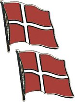 2x stuks supporters Pin broche speldje vlag Denemarken 20 mm - feestartikelen