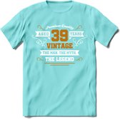 39 Jaar Legend T-Shirt | Goud - Wit | Grappig Verjaardag en Feest Cadeau Shirt | Dames - Heren - Unisex | Tshirt Kleding Kado | - Licht Blauw - M