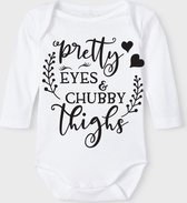 Baby Rompertje met tekst 'Pretty eyes , Chubby tighs' | Lange mouw l | wit zwart | maat 62/68 | cadeau | Kraamcadeau | Kraamkado