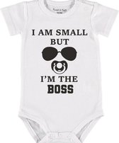 Baby Rompertje met tekst 'I'm small, but i'm the boss' | Korte mouw l | wit zwart | maat 62/68 | cadeau | Kraamcadeau | Kraamkado