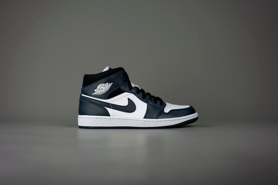 Nike Air Jordan 1 Mid - Chaussures Homme - 554724-411 - Taille 44 - Jordan 1  Mid Armor... | bol.com