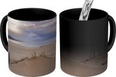 Magische Mok - Foto op Warmte Mok - Strand van Cádiz tijdens zonsondergang - 350 ML - Uitdeelcadeautjes