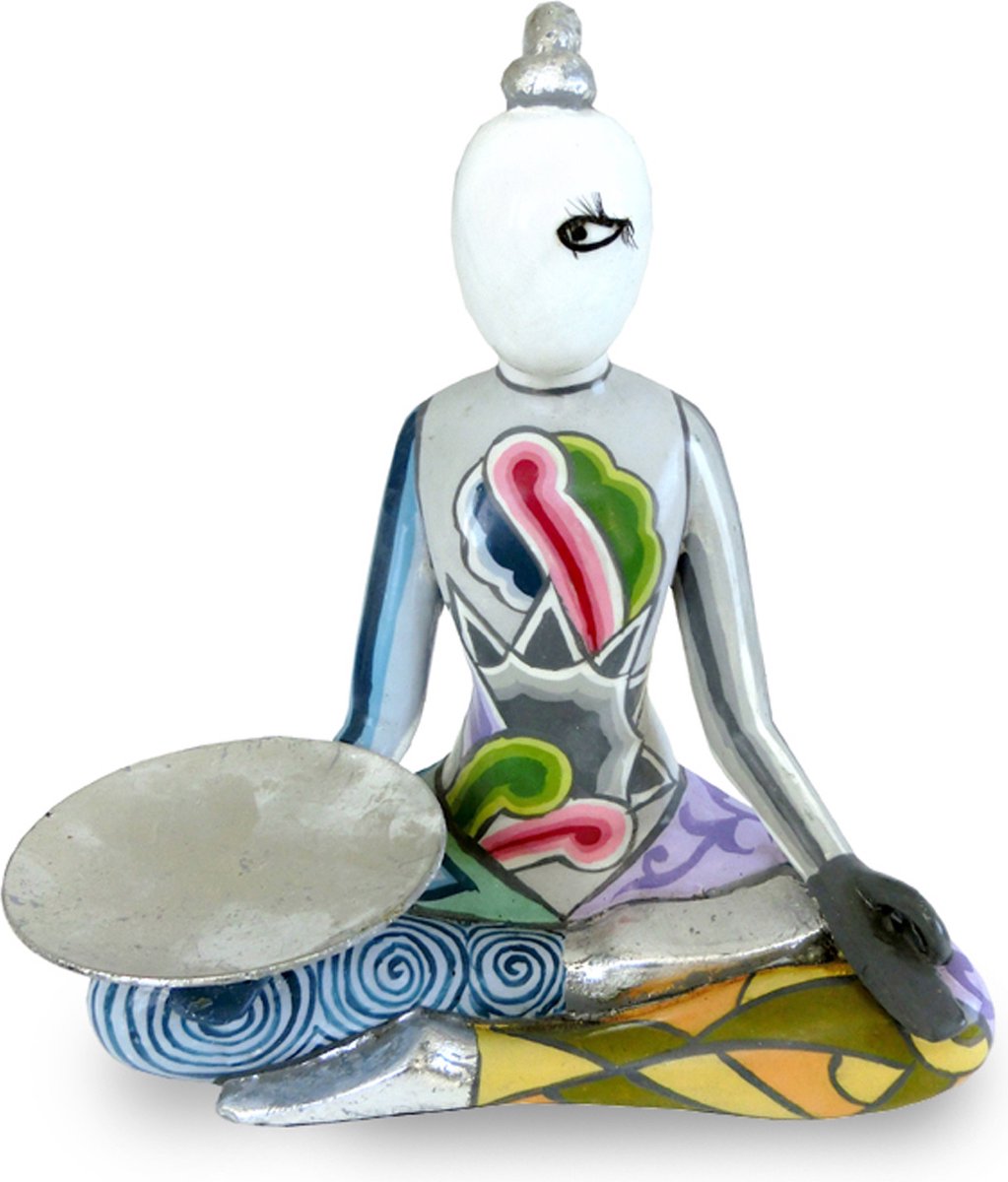 Tom Drag's Figuur Namaste