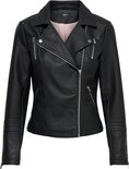 Zwarte imitatieleren bikerjack met asymmetrische ritssluiting en zilverkleurige details.