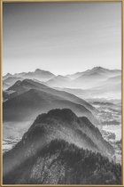 JUNIQE - Poster met kunststof lijst Ballonvaart over de Alpen -60x90