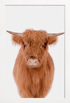JUNIQE - Poster in houten lijst Young Highland Cow -30x45 /Bruin