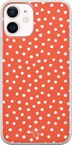 iPhone 12 mini hoesje - Oranje stippen - Soft Case Telefoonhoesje - Gestipt - Oranje