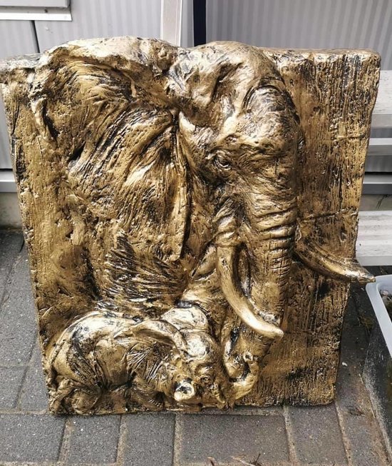 Olifant op plaat brons