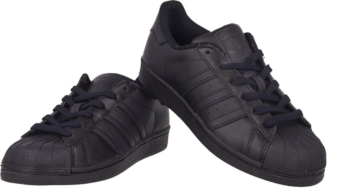 Remmen zakdoek specificatie Adidas Superstar sneaker zwart maat 38 2/3 | bol.com