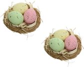 4x stuks decoratie vogelnestje met 3 gekleurde eieren 9 x 5  cm - Pasen voorjaar thema versiering