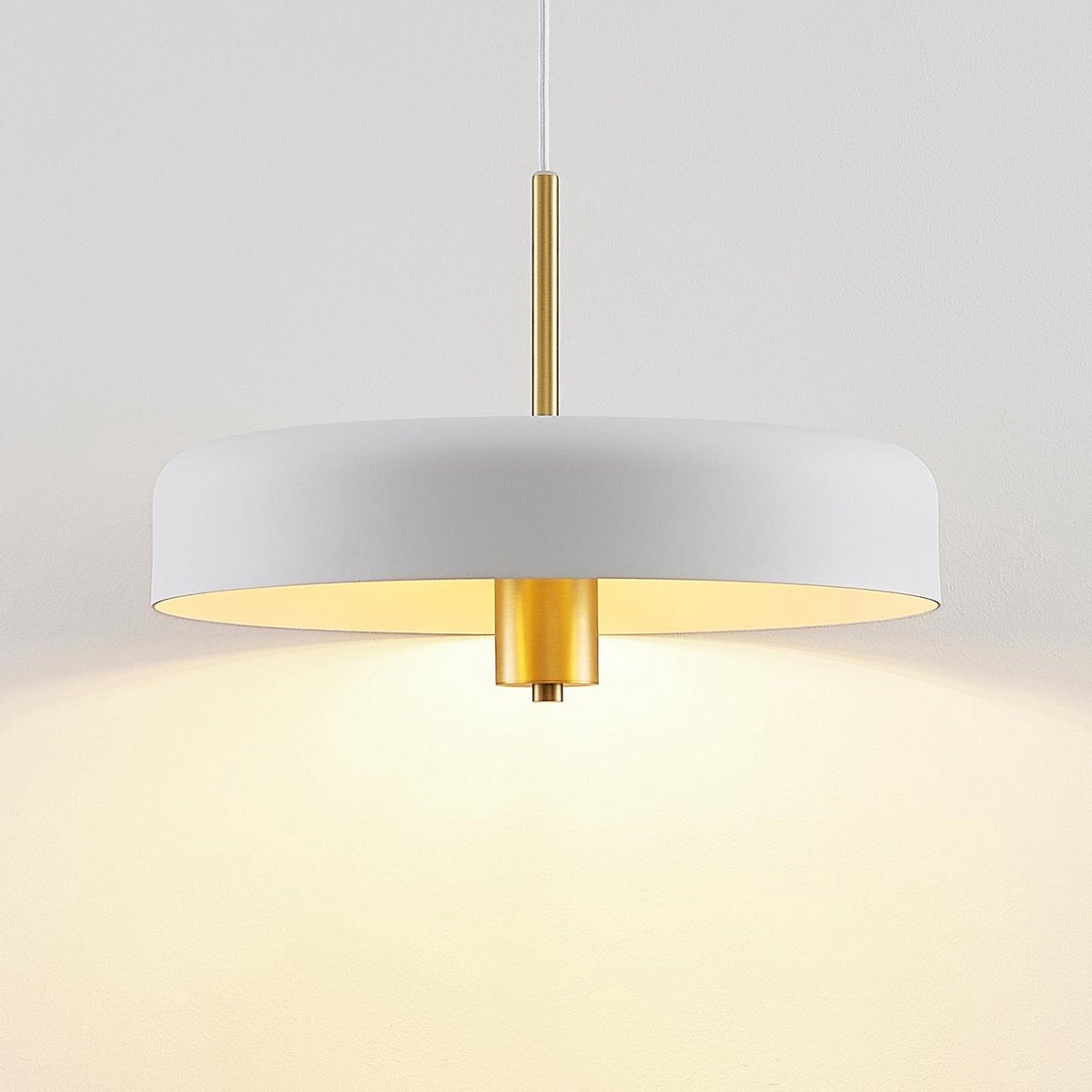 Lucande - hanglamp - 3 lichts - metaal - H: 9 cm - E27 - wit, geborsteld messing