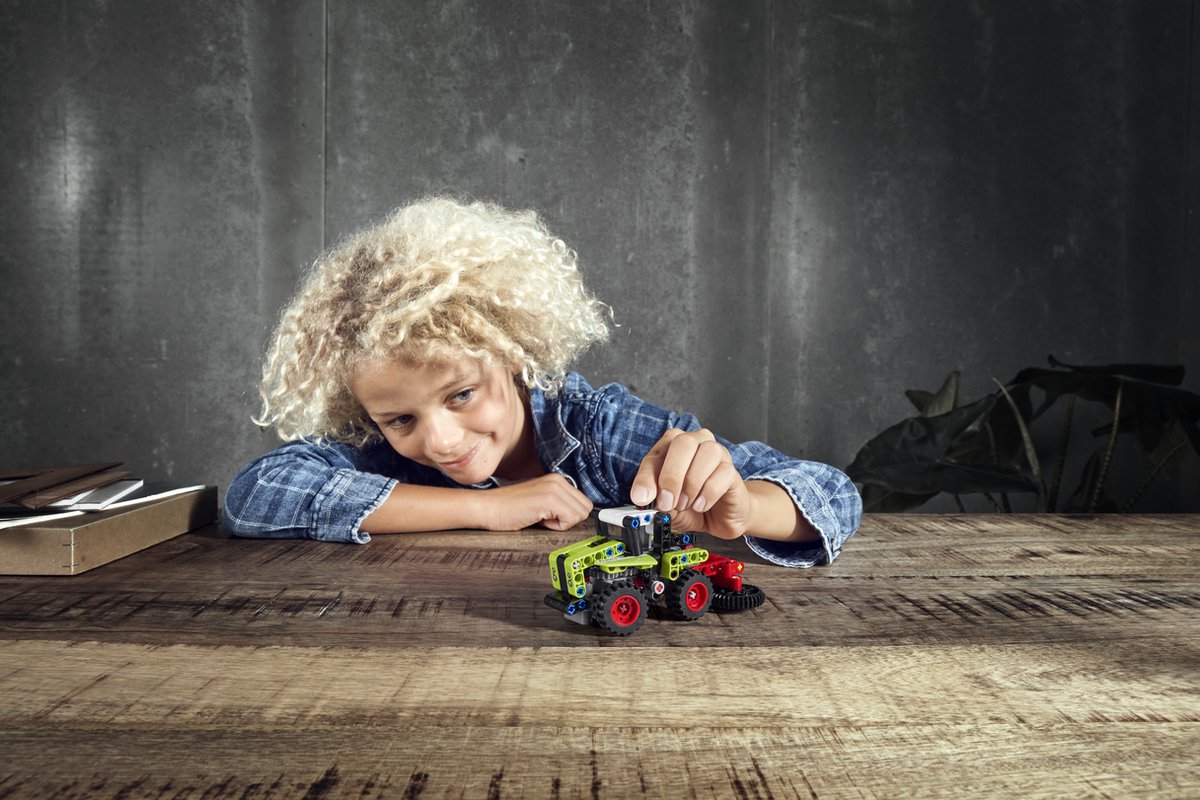 LEGO Technic Mini CLAAS XERION 42102 — afbeelding 12