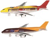 Speelgoed vliegtuigen setje van 2 stuks bruin en geel 19 cm - Vliegveld spelen voor kinderen